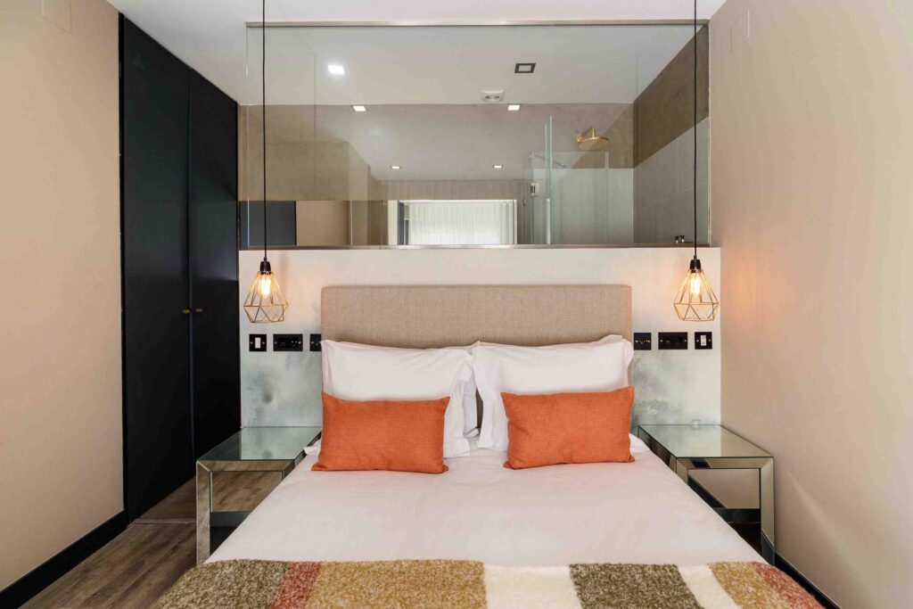 Quarto 15_charm flats_010_5_11zon