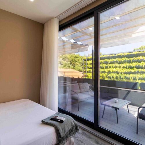 Two Bedroom Flat with Terrace