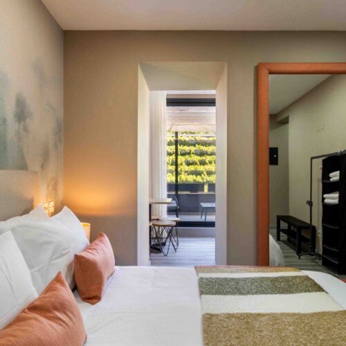 Two Bedroom Flat with Terrace